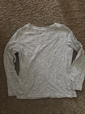 Boys Light Heather Gray Long Sleeve Crewneck Top size 8 Medium
